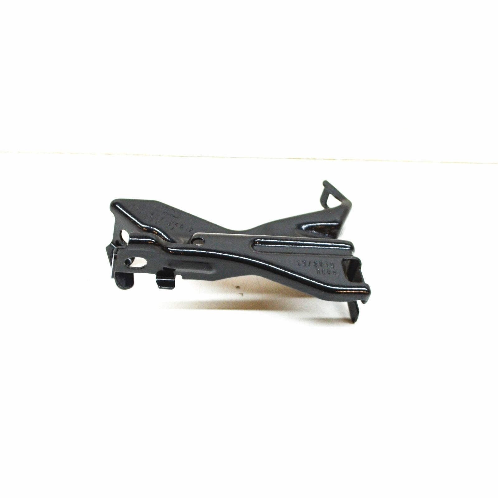 NEW AUDI A4 B9 INNER DASHBOARD CROSSMEMBER BRACKET 8W1857246 ORIGINAL 2 NEW AUDI A4 B9 INNER DASHBOARD CROSSMEMBER BRACKET 8W1857246 ORIGINAL - Image 2