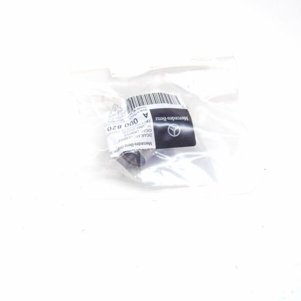 NEW MERCEDES-BENZ VITO W639 CIGARETTE LIGHTER A0008202053 ORIGINAL - Image 2