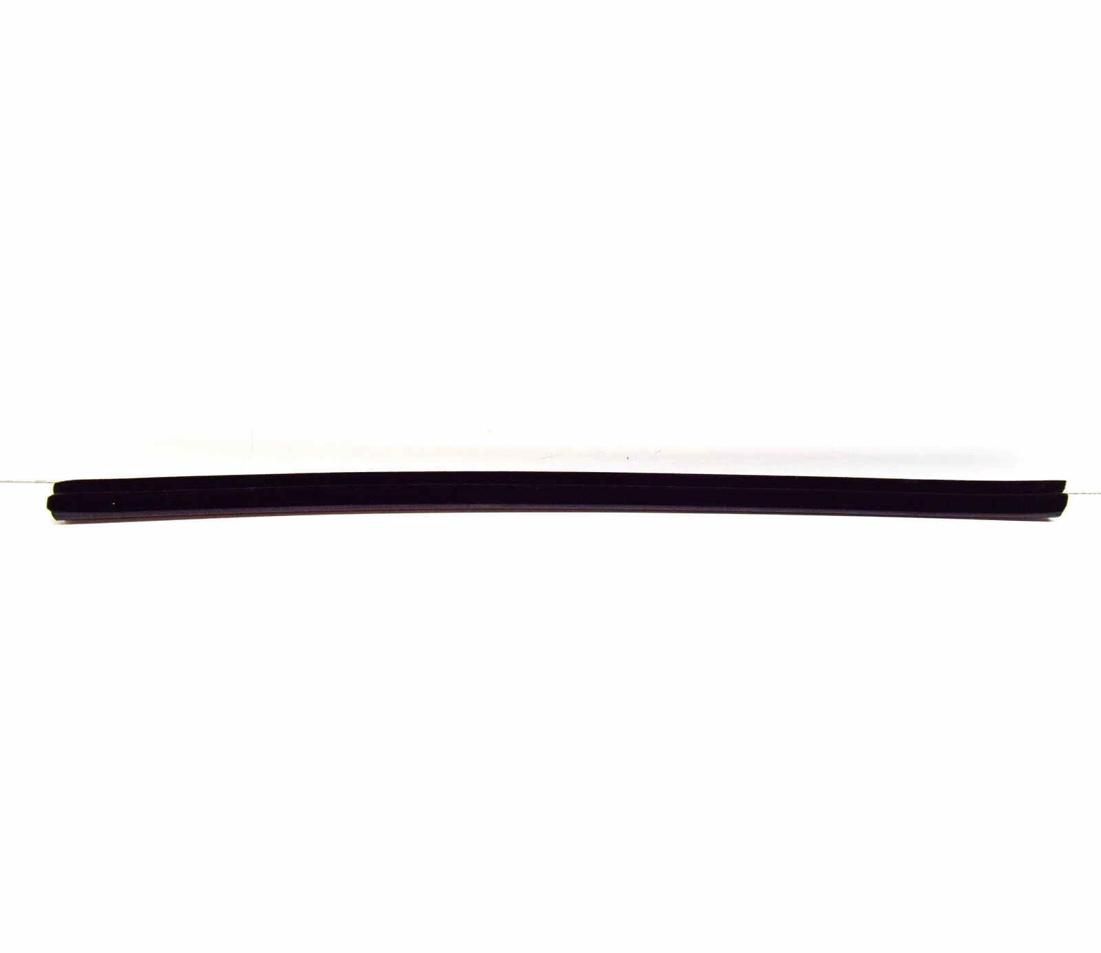 NEW AUDI A4 B8 REAR LEFT DOOR WINDOW SLOT SEAL TRIM 8K0839479C 2 NEW AUDI A4 B8 REAR LEFT DOOR WINDOW SLOT SEAL TRIM 8K0839479C - Image 2