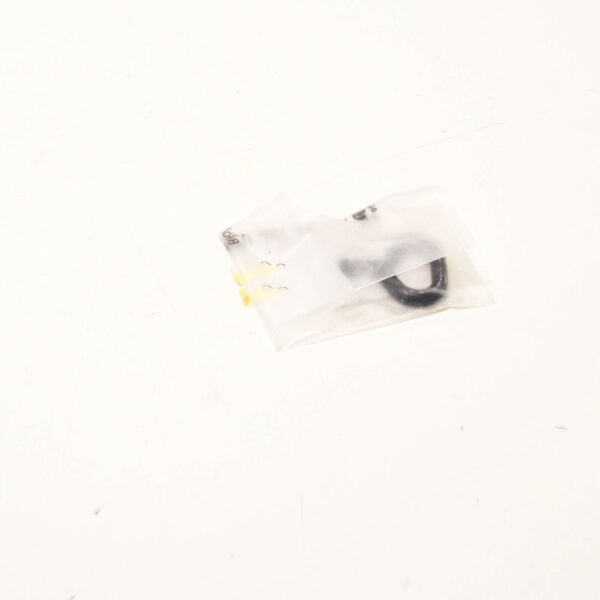 NEW AUDI A8 D3 HOOD CATCH BAR LEFT=RIGHT 4E0823197A ORIGINAL - Image 2