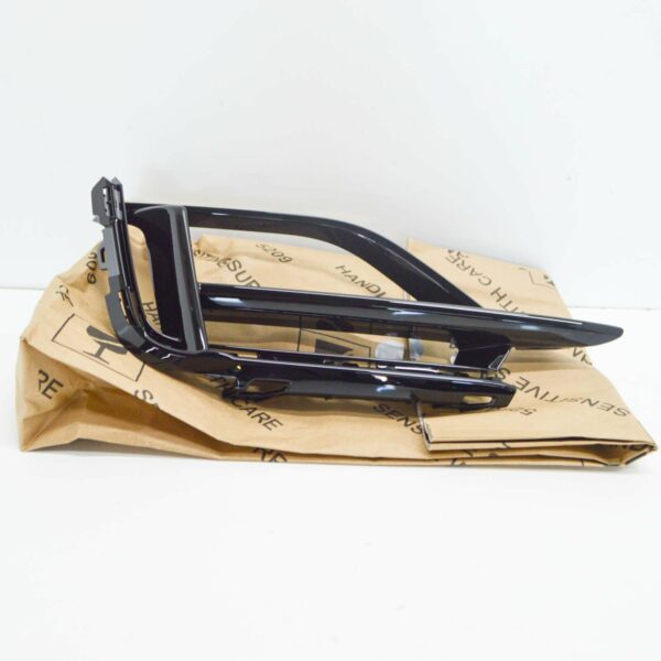 NEW VOLKSWAGEN GOLF MK7 FRONT LEFT OUTER GRILLE 5G0853665R041 - Image 2