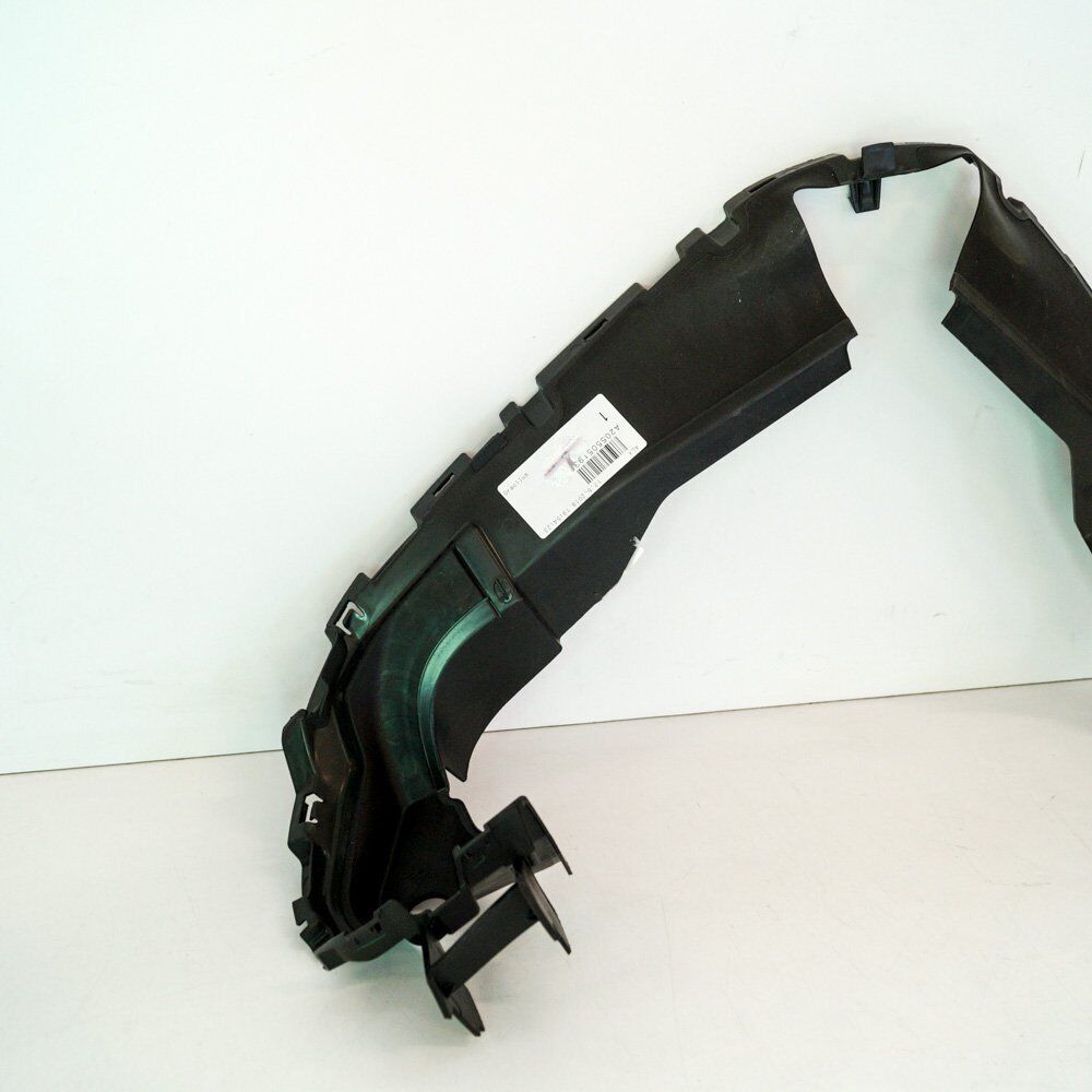 NEW MERCEDES-BENZ C-CLASS W205 AIR DUCT A2055051930 2016 ORIGINAL 2 NEW MERCEDES-BENZ C-CLASS W205 AIR DUCT A2055051930 2016 ORIGINAL - Image 2