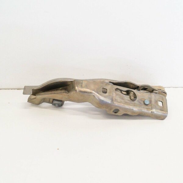 NEW MERCEDES-BENZ A-CLASS W176 BONNET LEFT SIDE HINGE A1768800328 ORIGINAL - Image 2