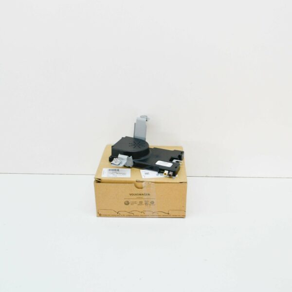 NEW AUDI A3 8P LEFT LOWER ANTENNA AMPLIFIER 8P4035225D - Image 2