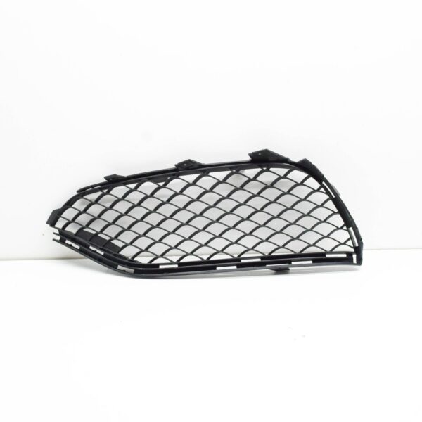 NEW MB CLS C218 FRONT AMG BUMPER LEFT LOWER GRILLE A2188852522 2015 ORIGINAL - Image 2