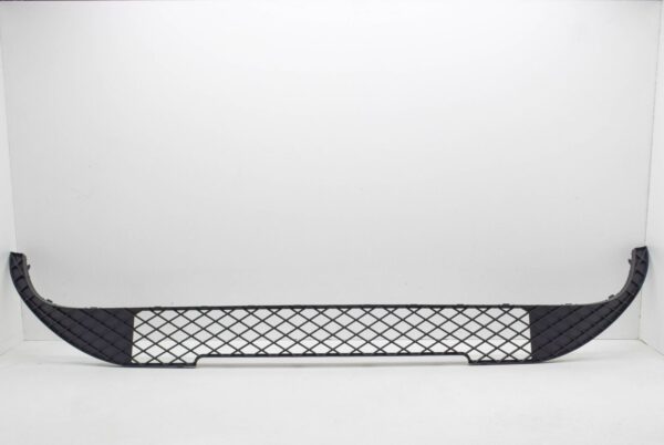 NEW MERCEDES-BENZ A W176 FRONT BUMPER LOWER GRILLE A1768850022 ORIGINAL - Image 2
