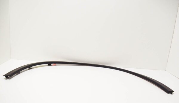 NEW MERCEDES-BENZ GLE C292 FRONT LEFT WHEEL ARCH COVER A2928856522 ORIGINAL - Image 2