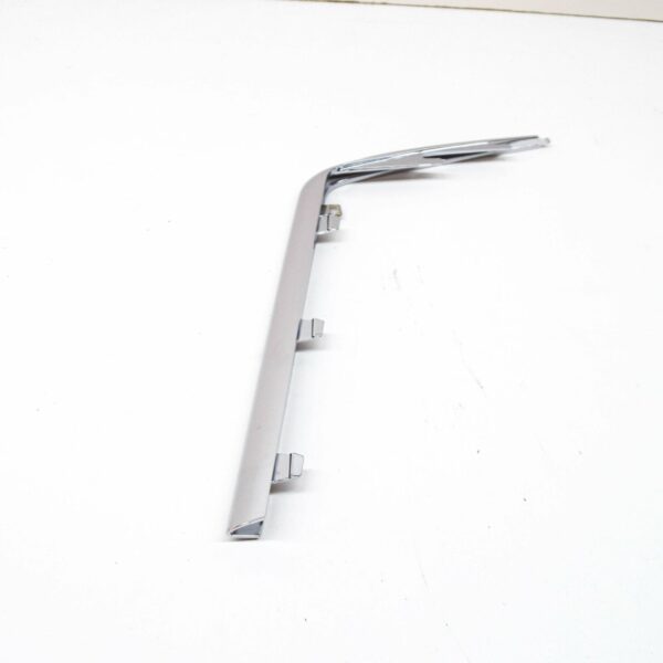 NEW MB E W213 REAR BUMPER LEFT DECORATIVE STRIP AMG A2138854901 ORIGINAL - Image 2