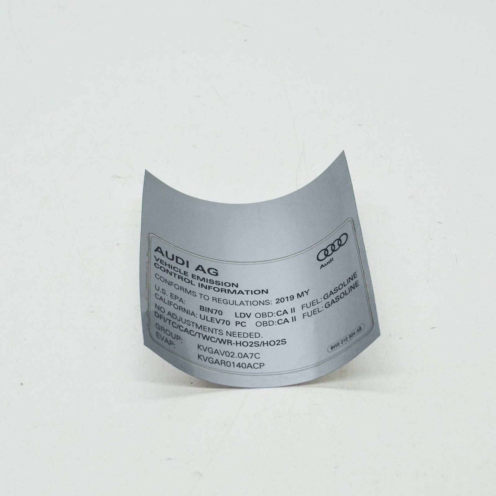 NEW AUDI A4 B9 EMMISION DATA PLATE 8W0010504AB ORIGINAL 2 NEW AUDI A4 B9 EMMISION DATA PLATE 8W0010504AB ORIGINAL - Image 2