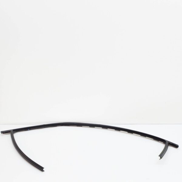 NEW VOLKSWAGEN BEETLE 1C FRONT RIGHT DOOR RUBBER SEAL 1C0837432EB41 ORIGINAL - Image 2