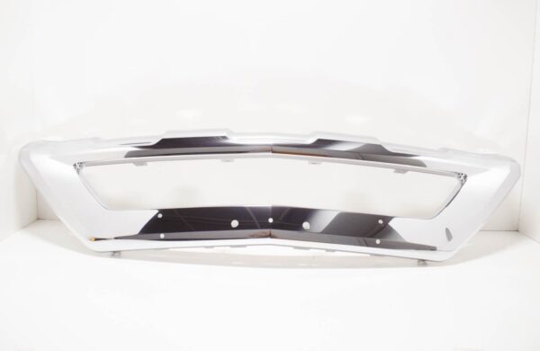 NEW MB GLK-CLASS X204 FRONT BUMPER LOWER GRILLE CHROME TRIM A2048852722 ORIGINAL - Image 2