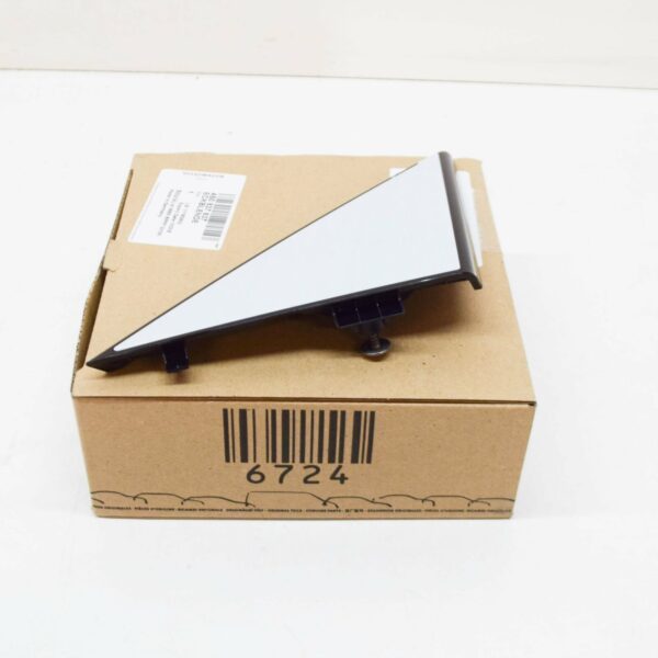 NEW AUDI R8 4S3 FRONT LEFT DOOR TRIANGLE TRIM 4S0837637 - Image 2
