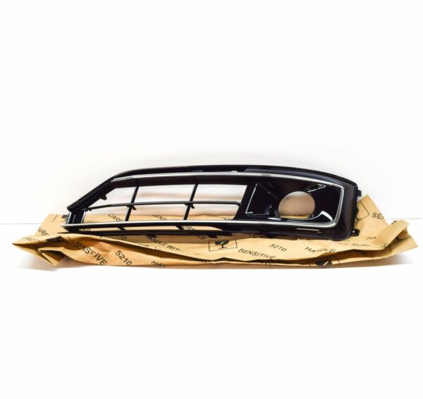 NEW AUDI A8 D4 LEFT FOG LIGHT GRILLE 4H0807679PT94 - Image 2