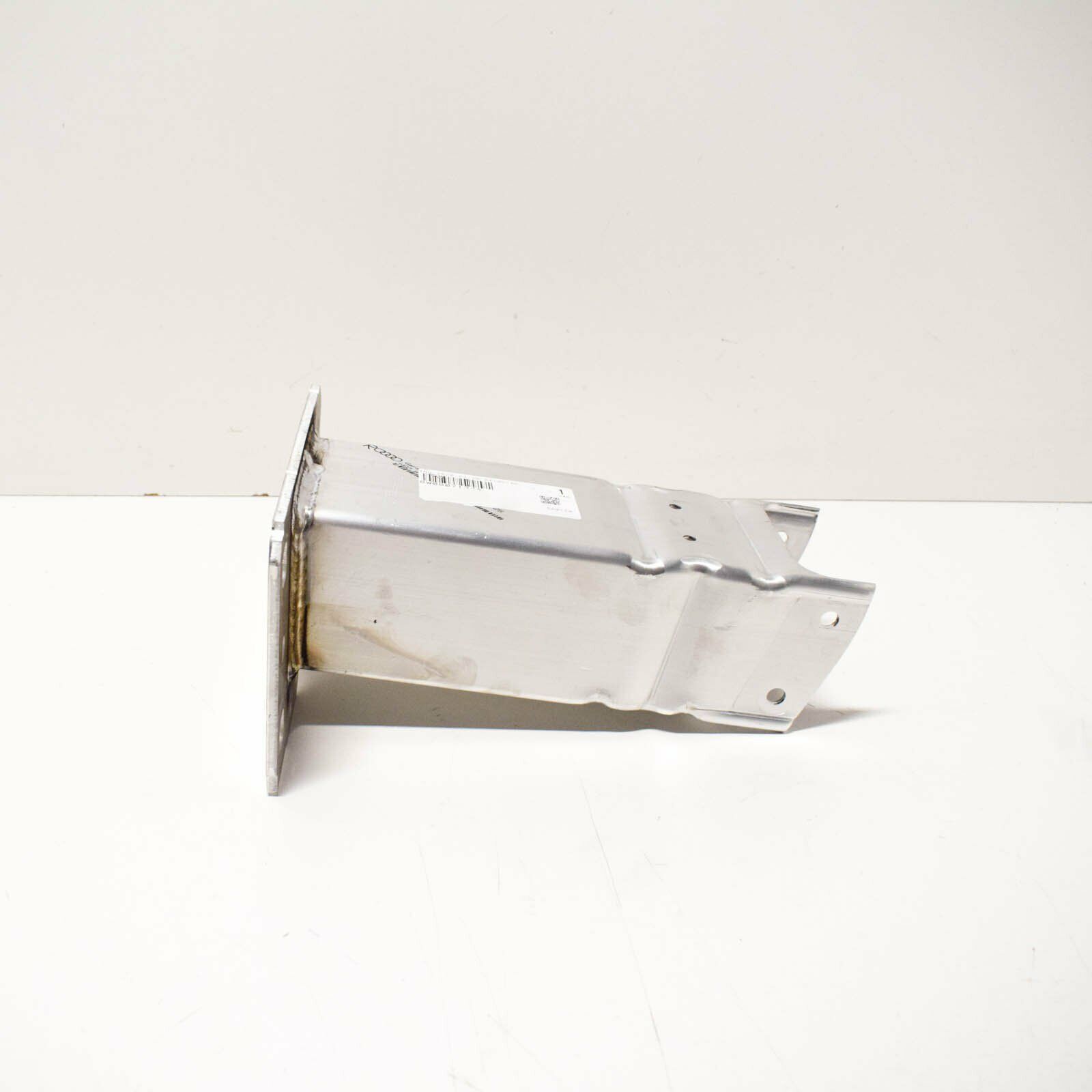 NEW AUDI A4 B9 FRONT RIGHT REINFORCEMENT BRACKET 8W0807134A 2 NEW AUDI A4 B9 FRONT RIGHT REINFORCEMENT BRACKET 8W0807134A - Image 2