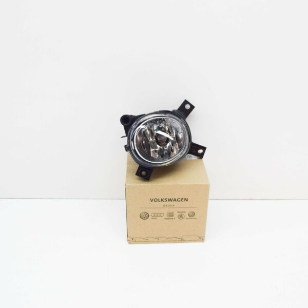 NEW AUDI A3 8P FRONT RIGHT FOG LIGHT 8E0941700E - Image 2