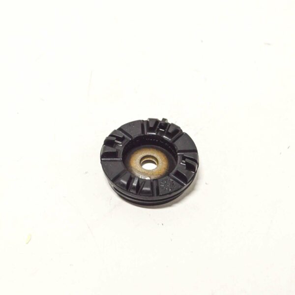 NEW AUDI Q7 4M RADIATOR SUPPORT INSULATOR MOUNT 4M0121268A - Image 2