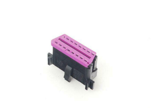 NEW AUDI A1 MK1 DIAGNOSTIC PLUG FLAT CONTACT HOUSING 16 PIN 3A0972695A ORIGINAL - Image 2