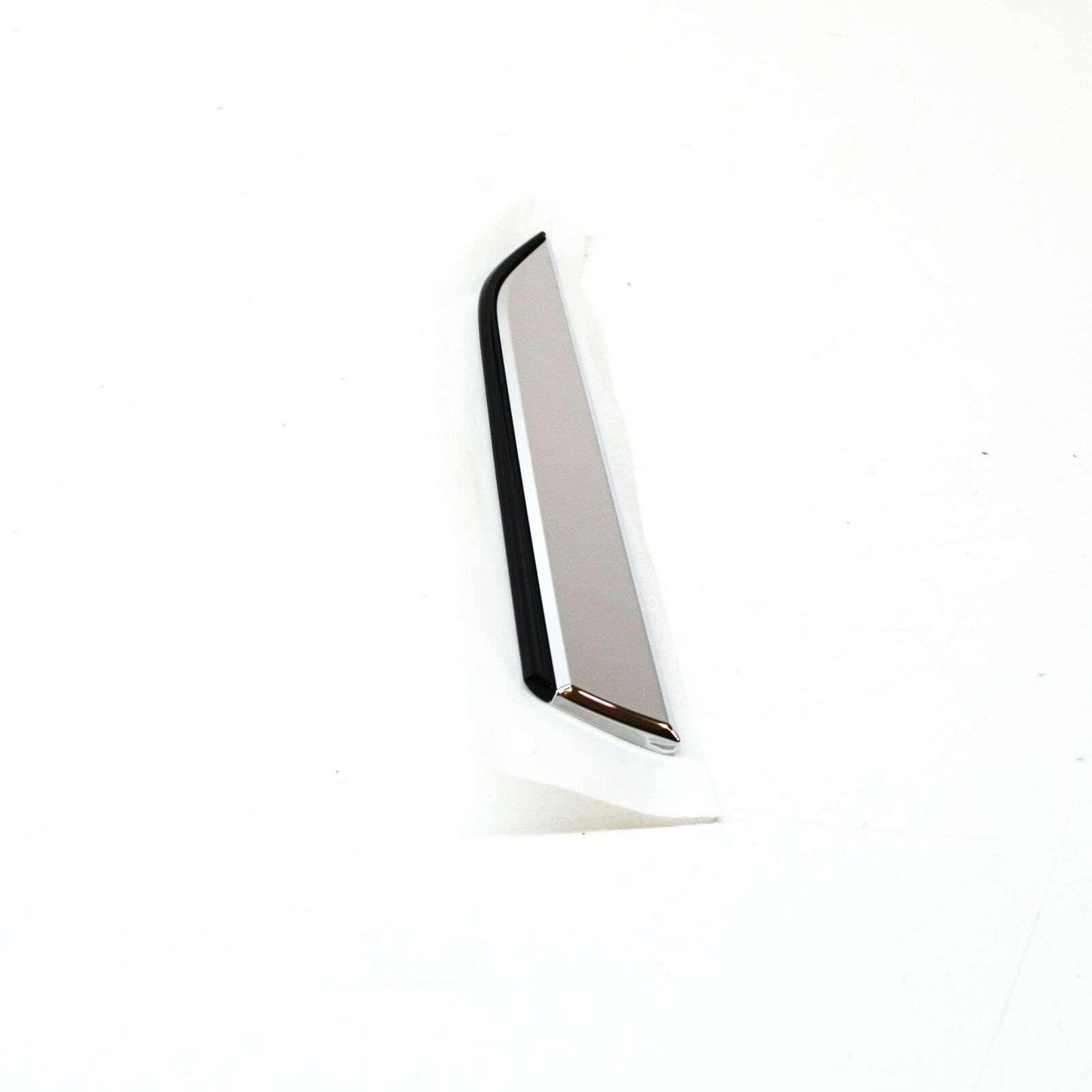 NEW AUDI A5 CABRIO 8W6 FRONT LEFT DOOR CHROME TRIM 8W6853603APUZ 2 NEW AUDI A5 CABRIO 8W6 FRONT LEFT DOOR CHROME TRIM 8W6853603APUZ - Image 2