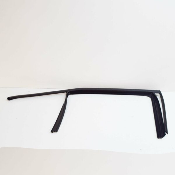 NEW MERCEDES-BENZ E-CLASS W212 REAR RIGHT WINDOW GUIDE A2127351825 - Image 2