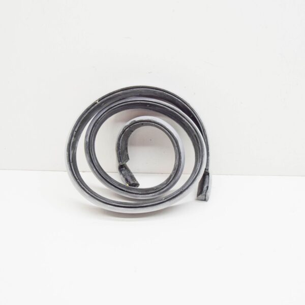 NEW MERCEDES-BENZ SL R107 FRONT FOLDING TOP SEAL A1077790022 ORIGINAL - Image 2