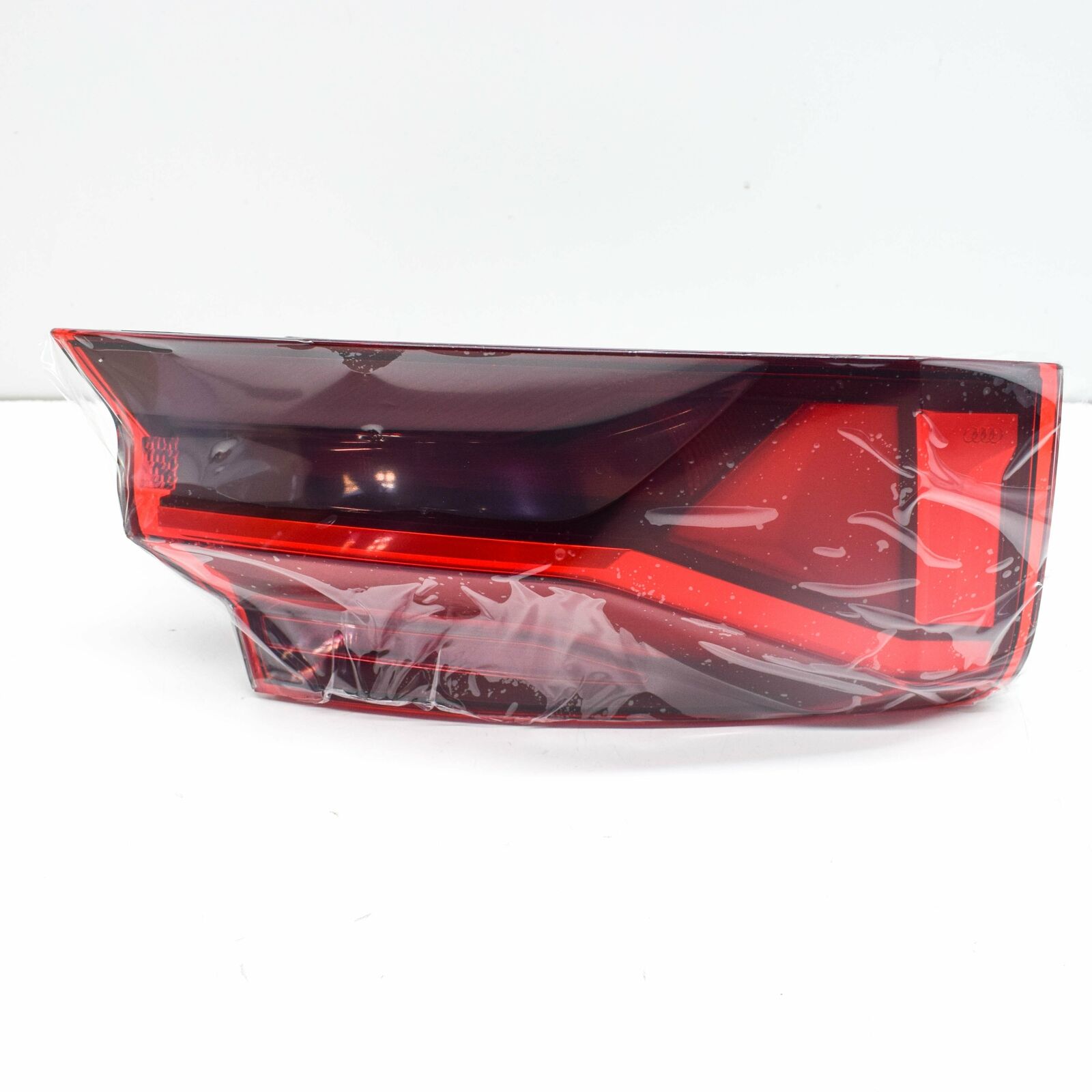 NEW AUDI A5 8W6 REAR LEFT OUTER LED TAILLIGHT 8W6945091AA ORIGINAL 2 NEW AUDI A5 8W6 REAR LEFT OUTER LED TAILLIGHT 8W6945091AA ORIGINAL - Image 2