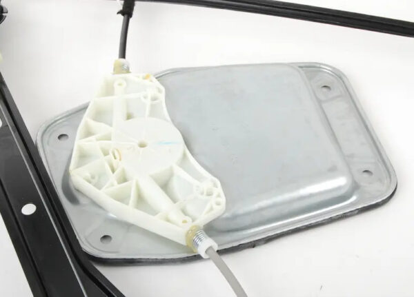 NEW VW JETTA A5 FRONT LEFT DOOR WINDOW REGULATOR 1K5837461B ORIGINAL - Image 2