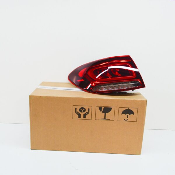 NEW MERCEDES-BENZ GLC COUPE C253 REAR LEFT TAILLIGHT A2539069501 ORIGINAL - Image 2
