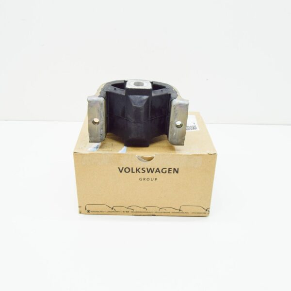 NEW VW TRANSPORTER VI T6 FRONT ENGINE MOUNTING 7H0199848D ORIGINAL - Image 2