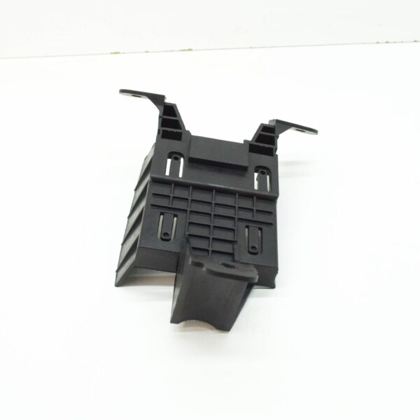 NEW VW TIGUAN AD1 BLIND SPOT DETECTION WARNING SENSOR BRACKET 5NA907456A - Image 2