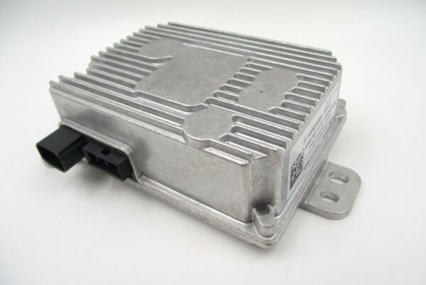 NEW MERCEDES-BENZ A W177 VOLTAGE CONVERTER A0008271105 ORIGINAL - Image 2