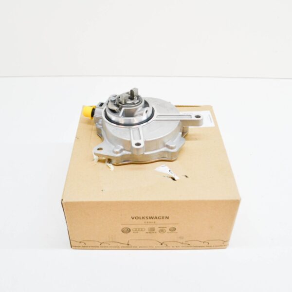 NEW AUDI TT 8J9 VACUUM PUMP 06D145100H 2.0 TFSI 155KW ORIGINAL - Image 2