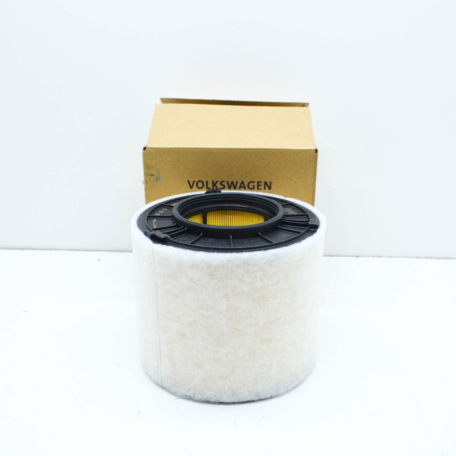 NEW AUDI A4 B9 AIR FILTER ELEMENT 8W0133843 2 NEW AUDI A4 B9 AIR FILTER ELEMENT 8W0133843 - Image 2