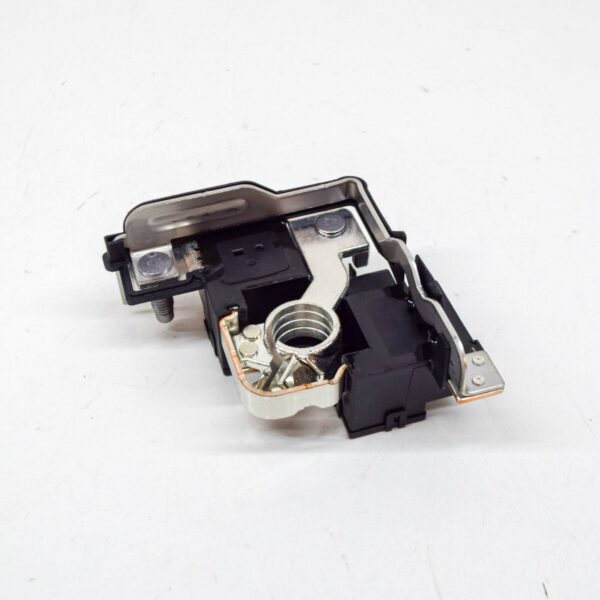 NEW MERCEDES-BENZ E W213 PLUS BATTERY CABLE JUNKCTION BLOCK A2469068601 ORIGINAL - Image 2