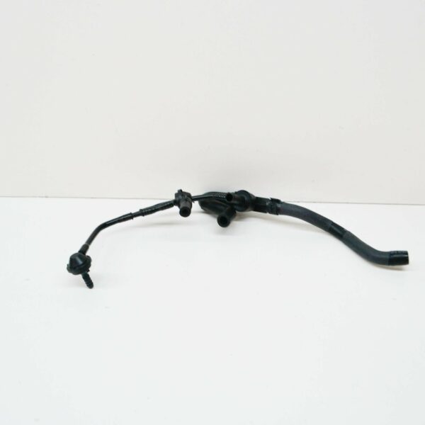 NEW AUDI A4 B7 VACUUM PIPE WITH SUCTION JET PUMP 06B133751AT - Image 2