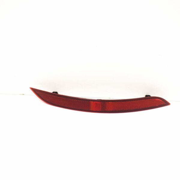 NEW AUDI A3 CABRIO 8V REAR RIGHT BUMPER REFLECTOR 8V5945106D 2017 ORIGINAL - Image 2