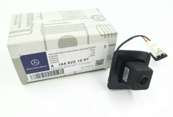 NEW MERCEDES-BENZ GL X164 TAILGATE REAR VIEW CAMERA A1648201497 ORIGINAL - Image 2