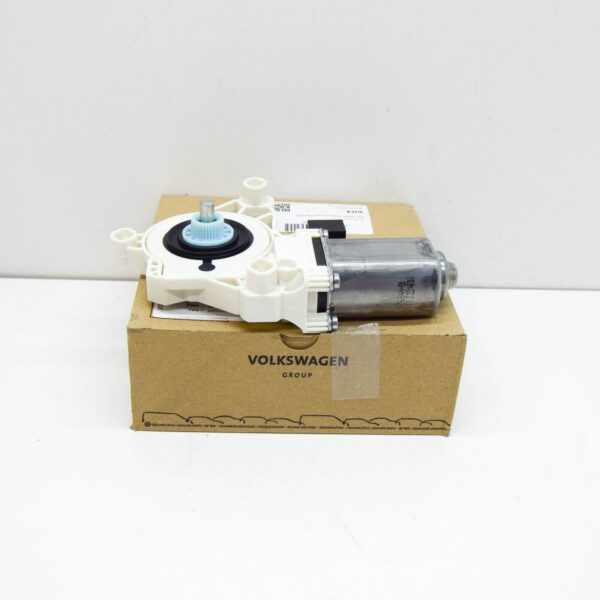 NEW VW PASSAT B8 FRONT RIGHT DOOR WINDOW REGULATOR MOTOR 4K0959802 ORIGINAL - Image 2