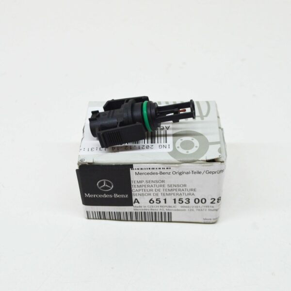 NEW MB M-CLASS W164 AIR TEMPERATURE SENSOR A6511530028 3.0 DIESEL - Image 2