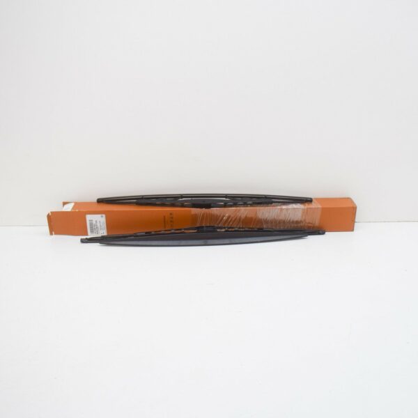 NEW VW BORA 1J6 FRONT WINDSCREEN WIPER BLADES 1J0998003 - Image 2
