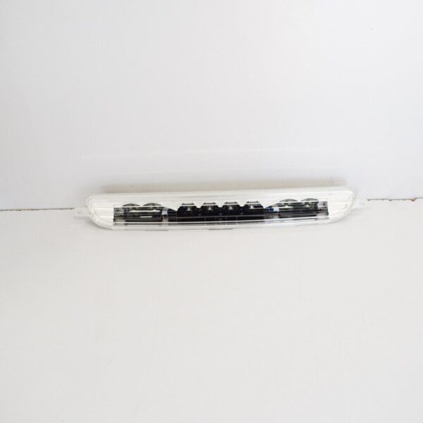 NEW MERCEDES BENZ CLS C218 REAR FOG LIGHT A2189062100 ORIGINAL - Image 2