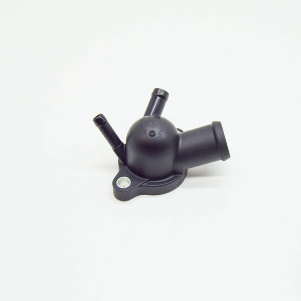 NEW VOLKSWAGEN PASSAT B8 3G COOLANT PIPE CONNECTION 04L121131N ORIGINAL - Image 2