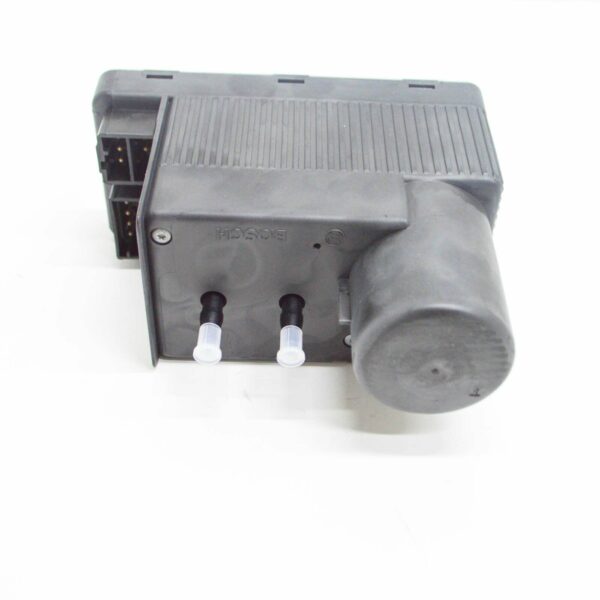 NEW MB C W202 CENTRAL LOCKING AND AIR CONDITIONER PUMP A2028001548 - Image 2