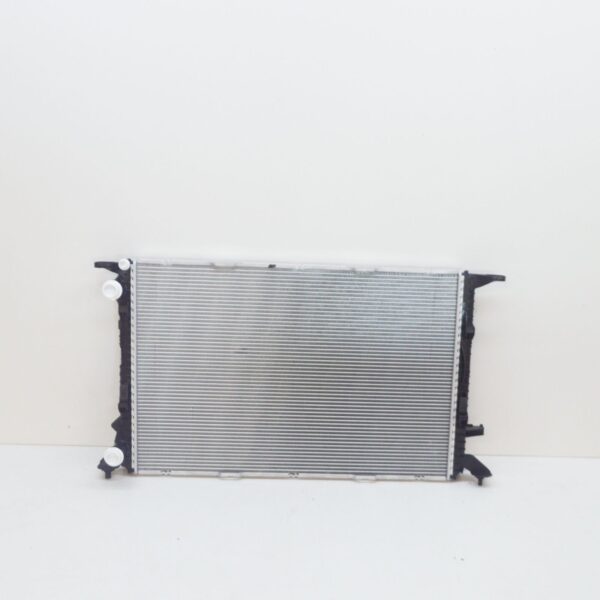 NEW AUDI A4 AVANT B8 ENGINE COOLANT RADIATOR 8K0121251AG ORIGINAL - Image 2