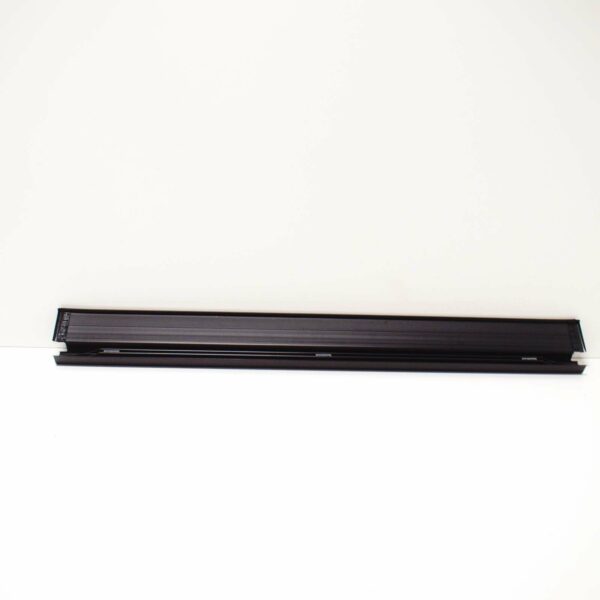NEW MERCEDES-BENZ E-CLASS W124 FRONT DOOR SILL STEP TRIM A12468007359051 - Image 2
