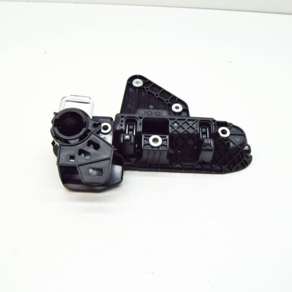 NEW VOLKSWAGEN TRANSPORTER VI T6 REAR LID MOUNTING BAR 7LA827526 ORIGINAL - Image 2