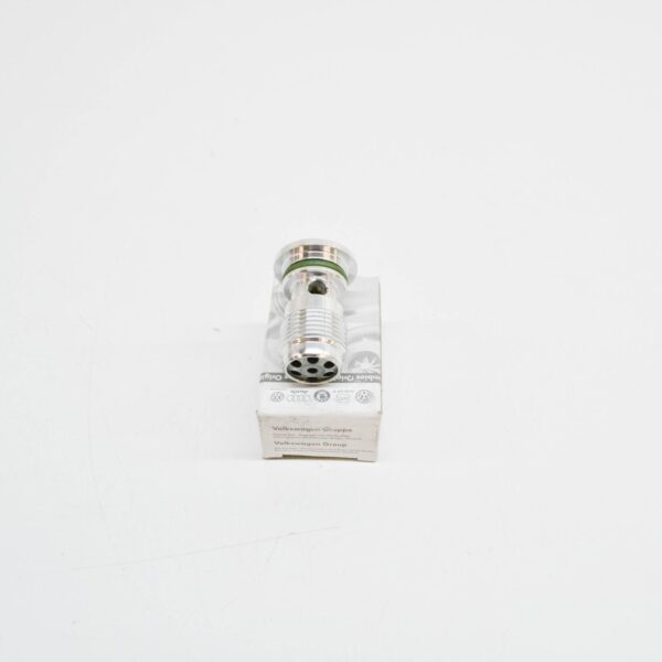 NEW VOLKSWAGEN PHAETON GP4 OIL SPRAY JET 077115540B - Image 2