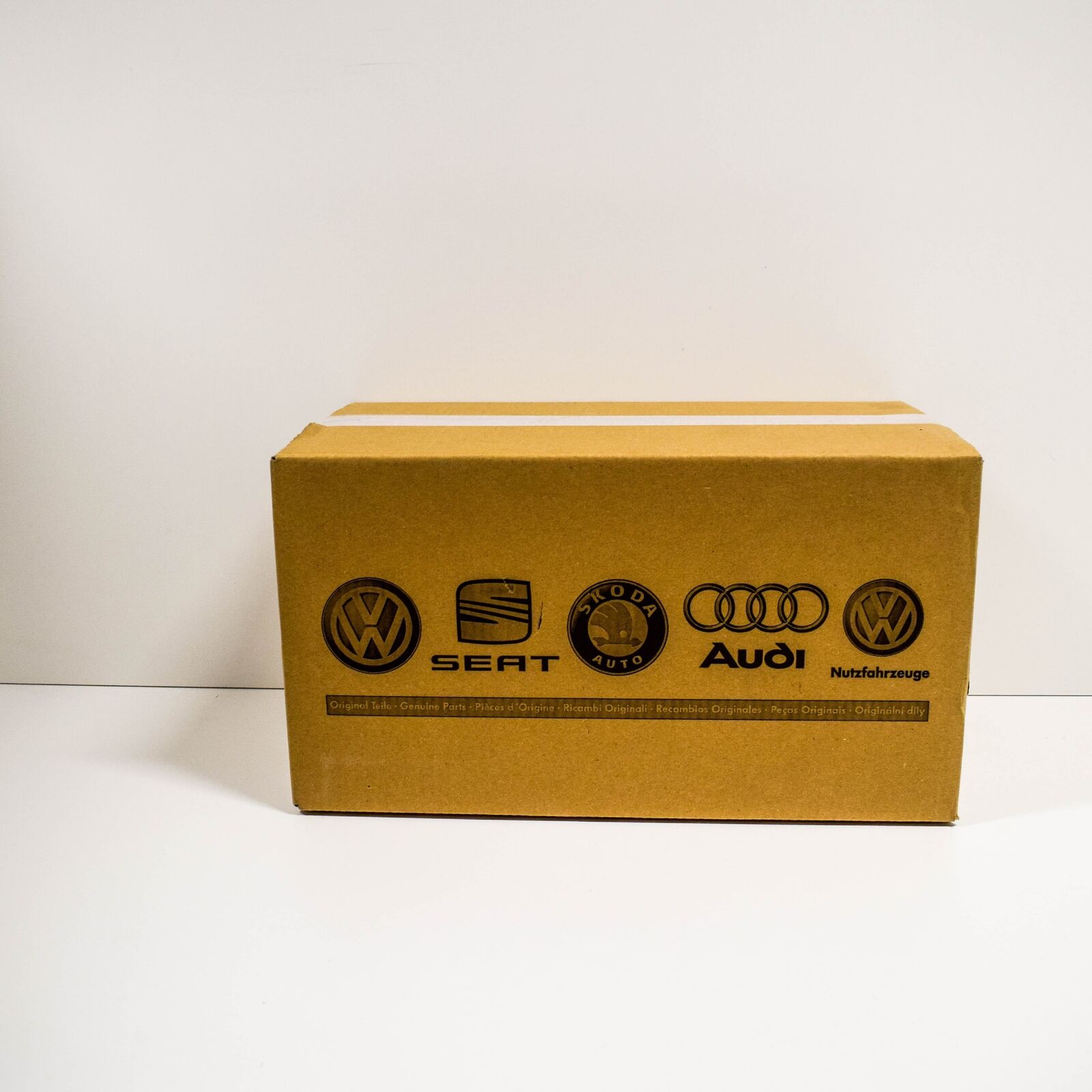 NEW AUDI A4 RS4 B7 CONVERTIBLE REAR RIGHT TAILLIGHT 8H0945096C LHD ORIGINAL 2 NEW AUDI A4 RS4 B7 CONVERTIBLE REAR RIGHT TAILLIGHT 8H0945096C LHD ORIGINAL - Image 2