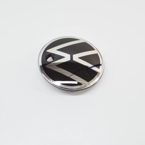NEW VW ARTEON FRONT RADIATOR GRILLE EMBLEM BADGE 3G7853600CDPJ ORIGINAL - Image 2