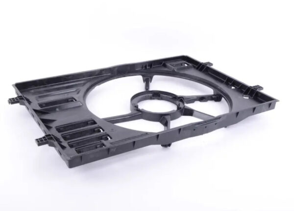 NEW AUDI Q2 ENGINE COOLING FAN SHROUD 5Q0121205AQ - Image 2