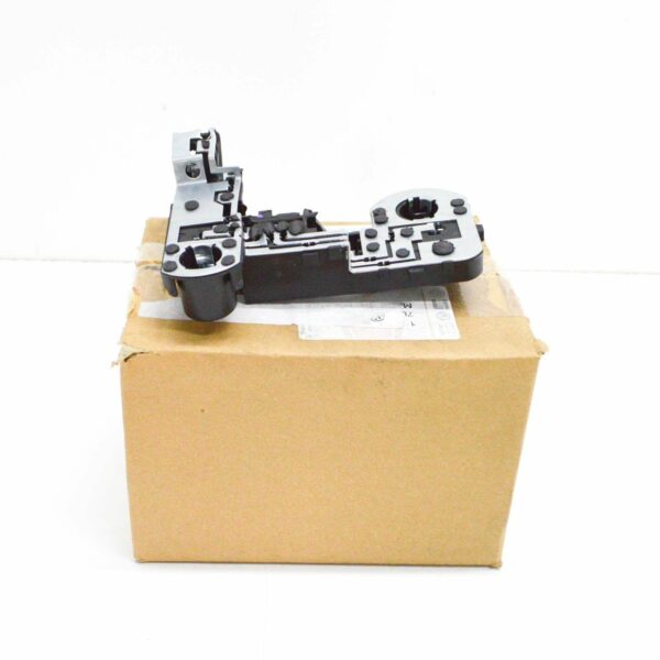 NEW VW TOUAREG 7L INNER LEFT TAIL LIGHT CARRIER BULB SOCKET 7L6945259A - Image 2